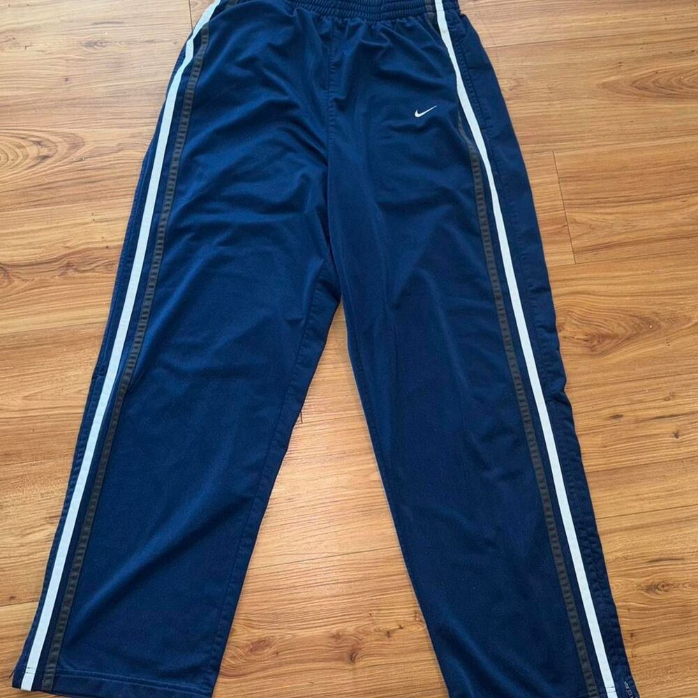 Nike Men's Navy and Blue Joggers-tracksuits